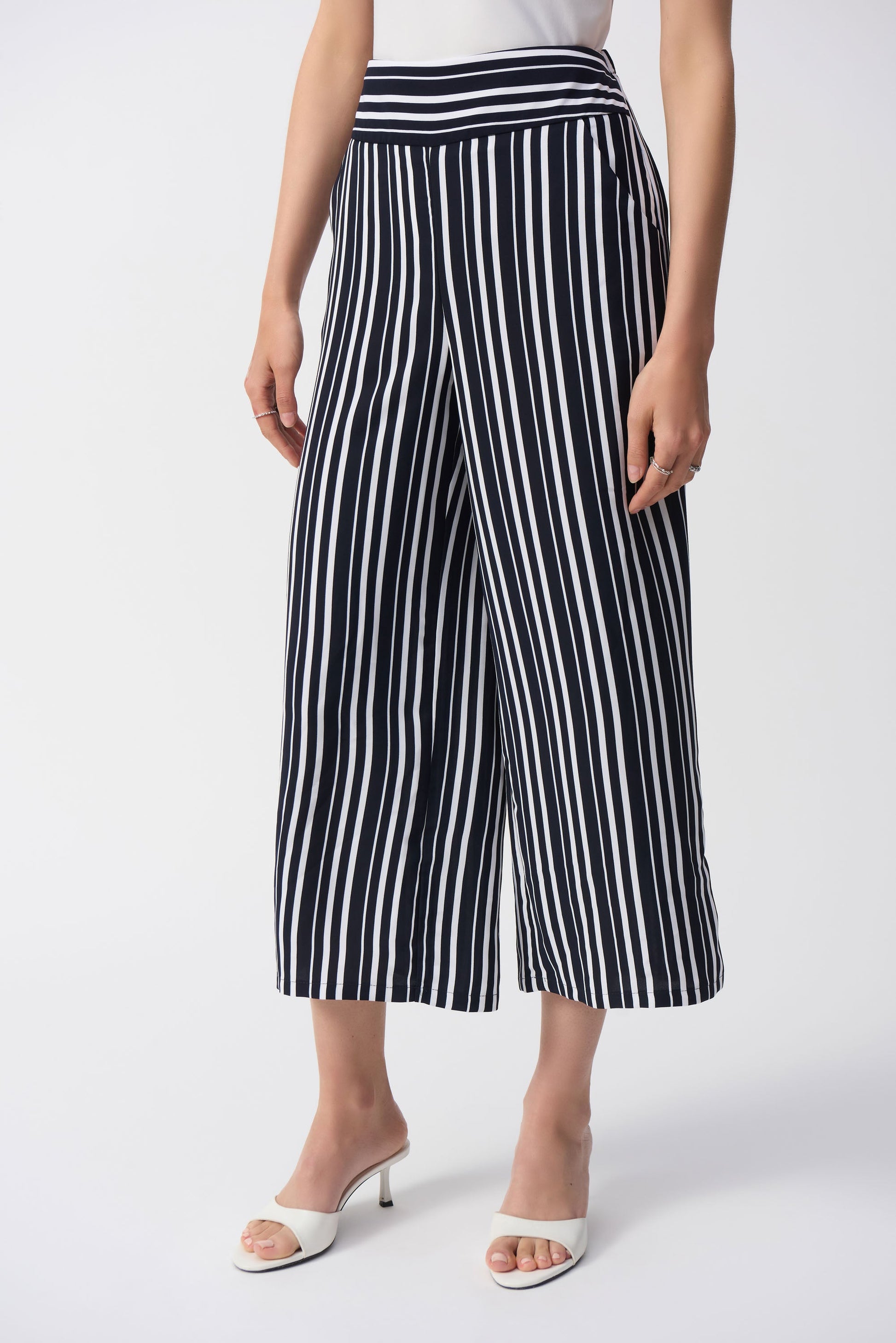 Pantalon culotte à imprimé rayé