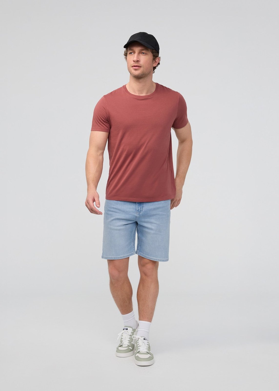 Short décontracté en denim Performance+