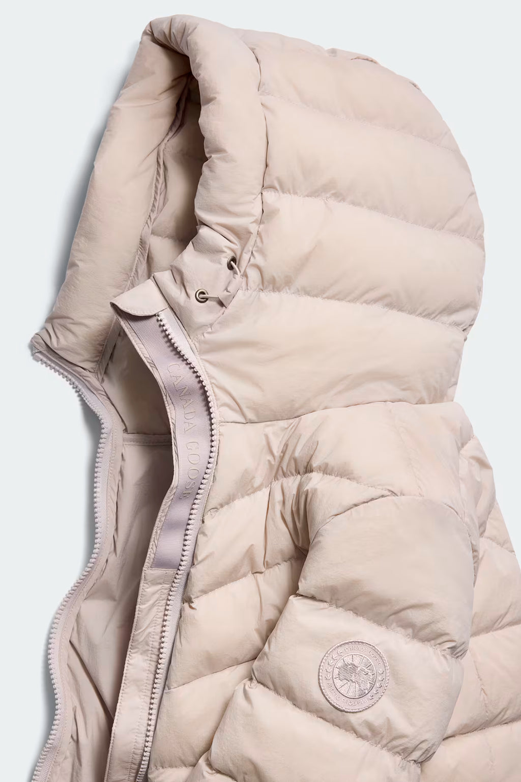 Light Jacket Tone-on-tone label