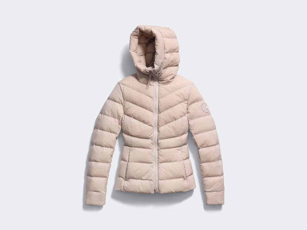 Light Jacket Tone-on-tone label