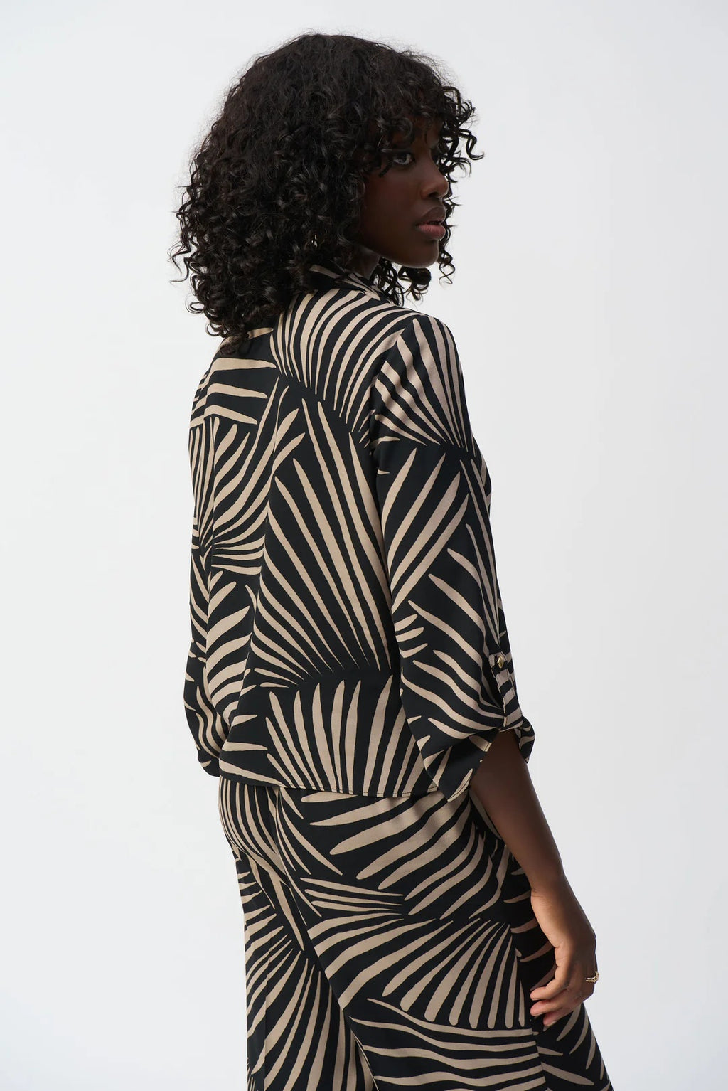 Haut imprimé tropical noir/dune