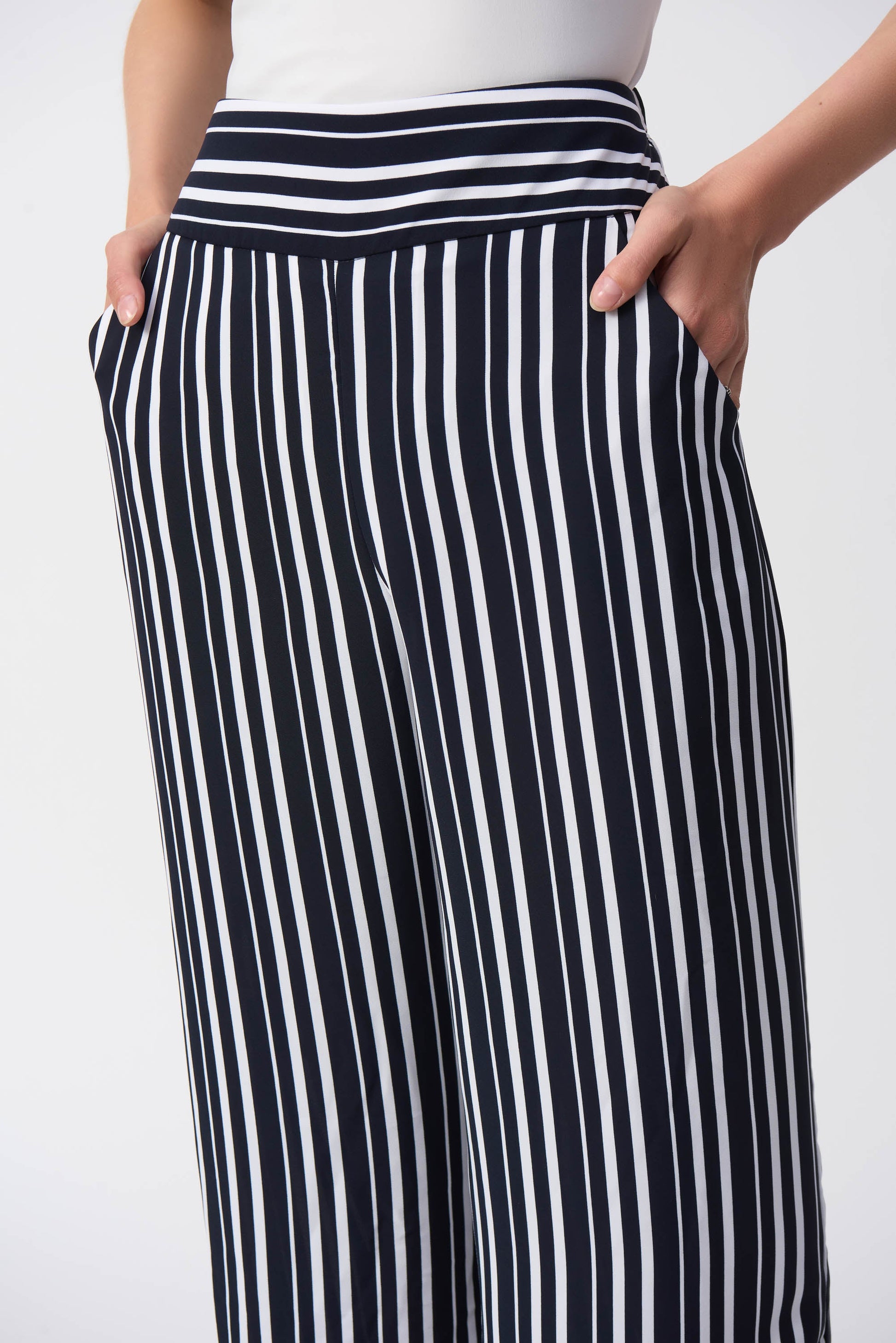 Pantalon culotte à imprimé rayé