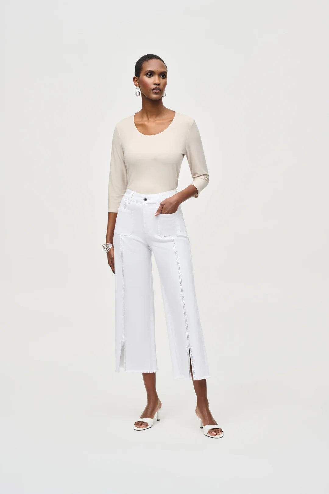 Jean culotte blanc avec couture avant ornée