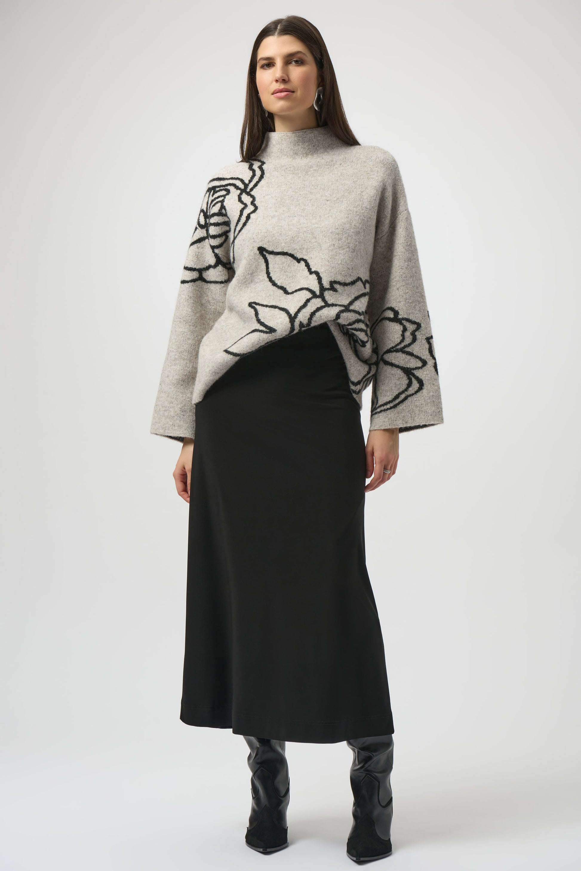 Pull brodé floral