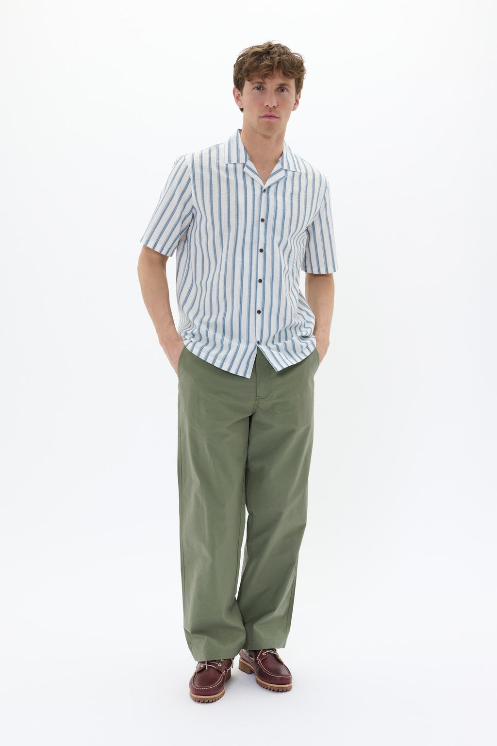 Chemise klampo