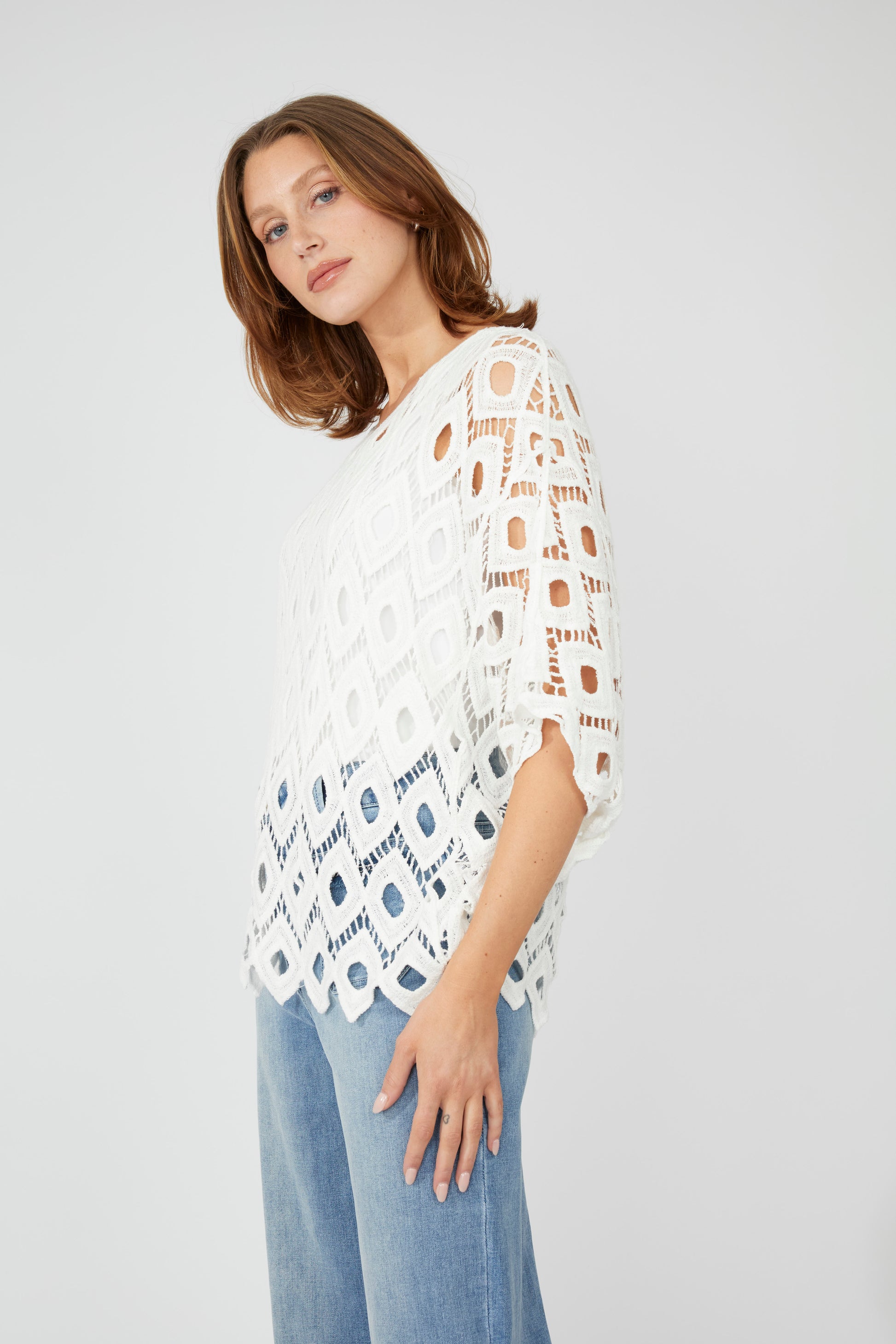 Pull bohème en dentelle