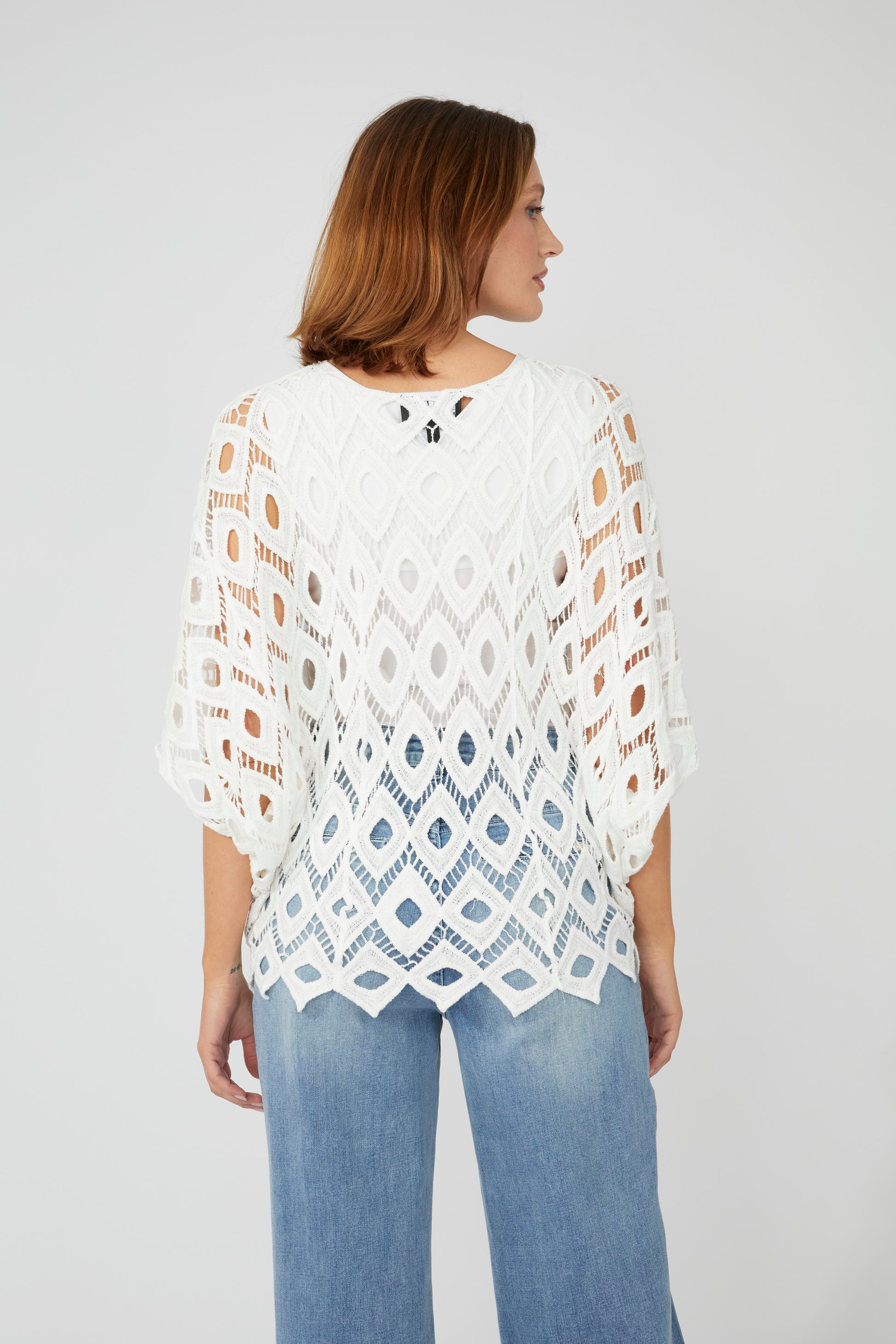 Pull bohème en dentelle