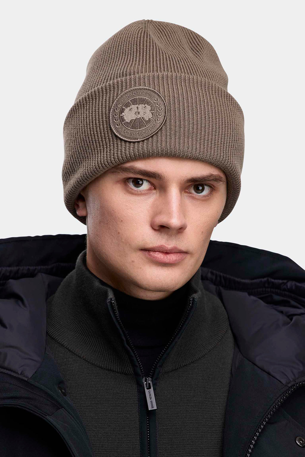 Bonnet polaire teint en pièce