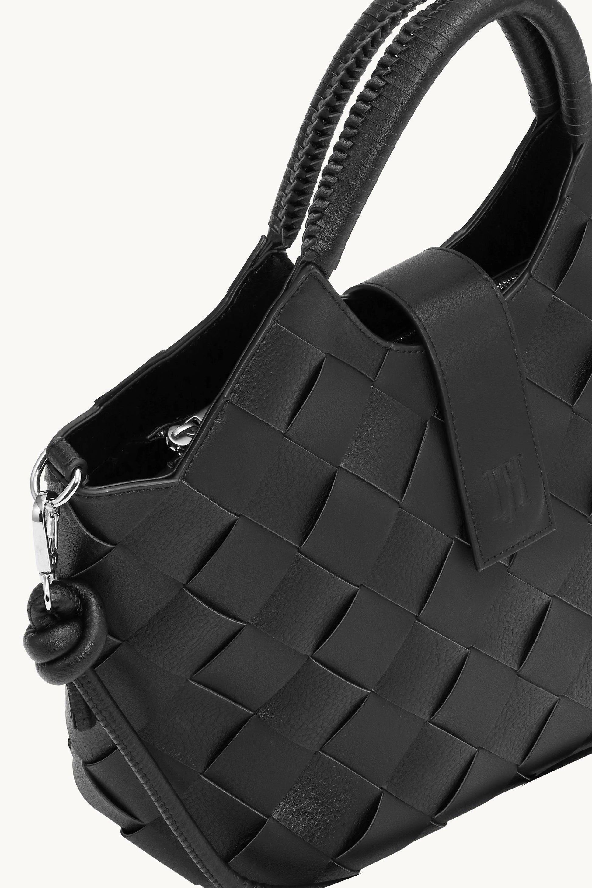 SAC À MAIN TRESSÉ