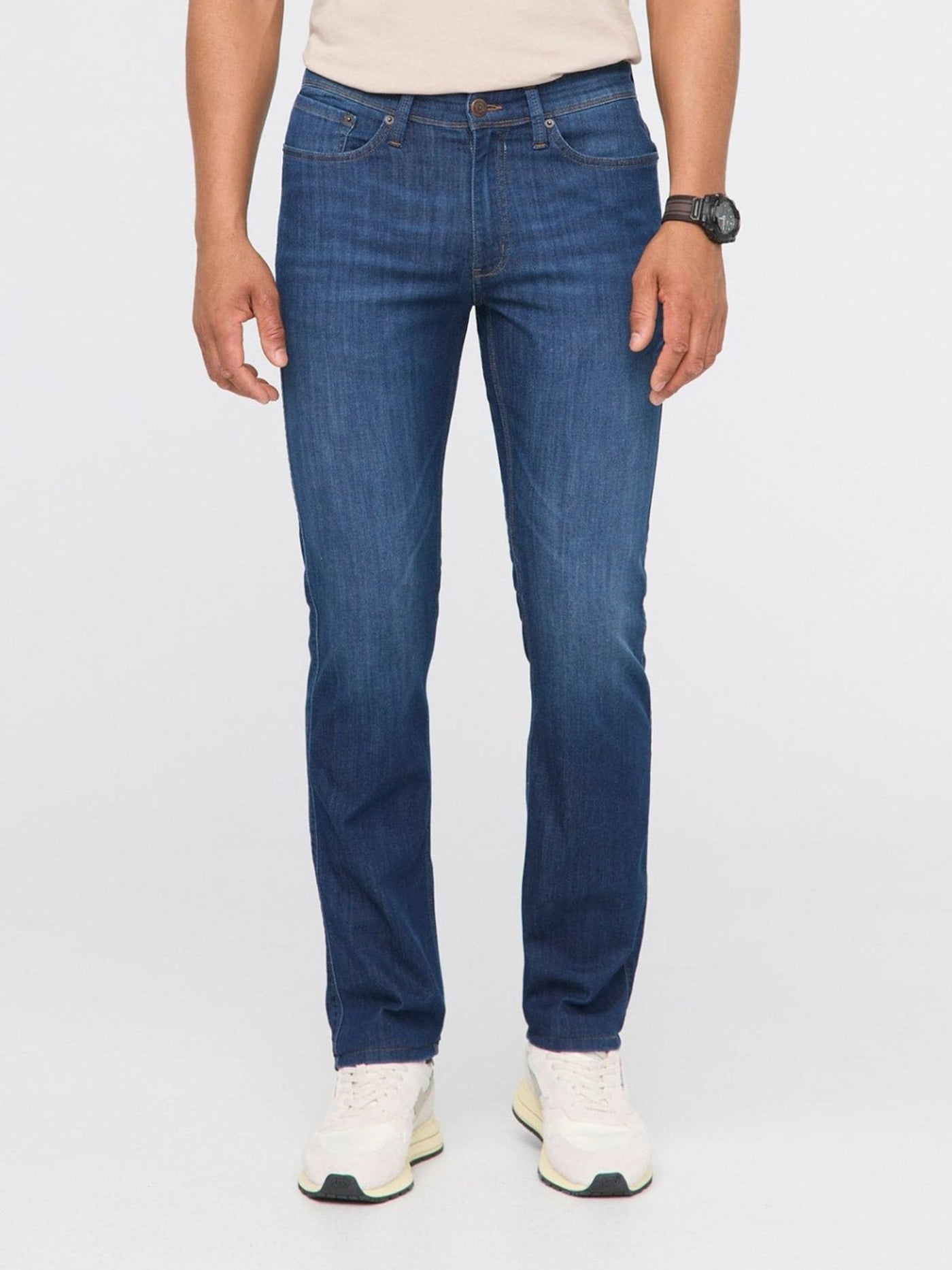 Jeans Performance Denim Lite Slim Straight pour hommes