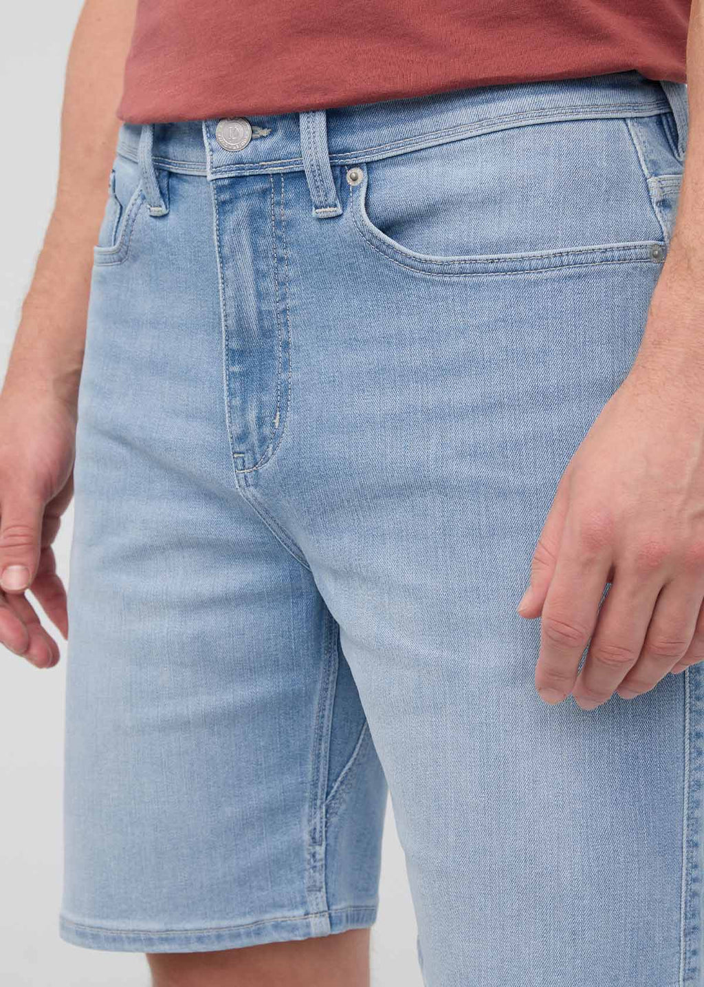 Short décontracté en denim Performance+