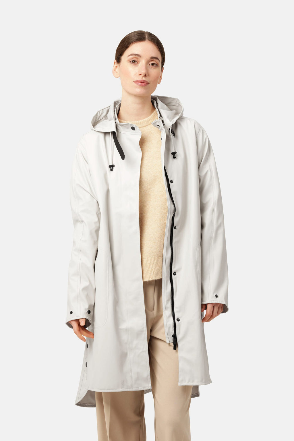 Lightweight raincoat