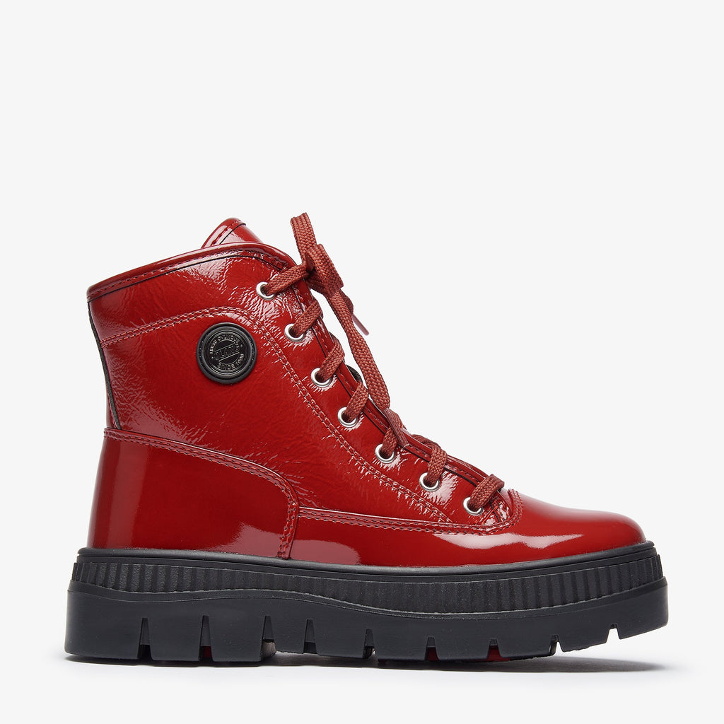 Bottes à crampons
