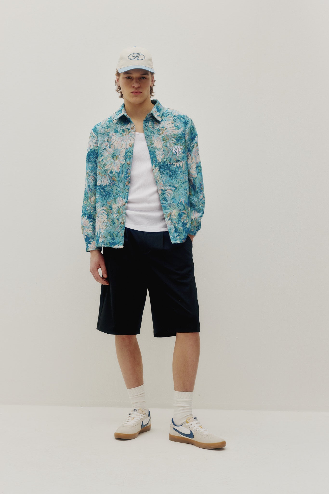 Chemise à motif floral aquarelle