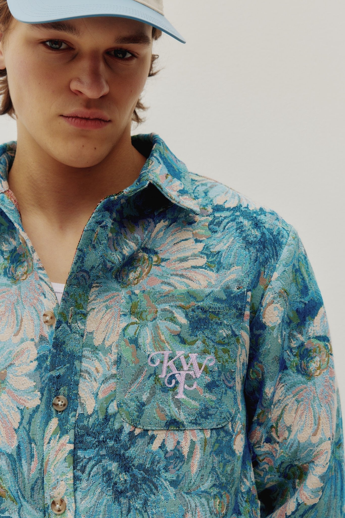 Chemise à motif floral aquarelle