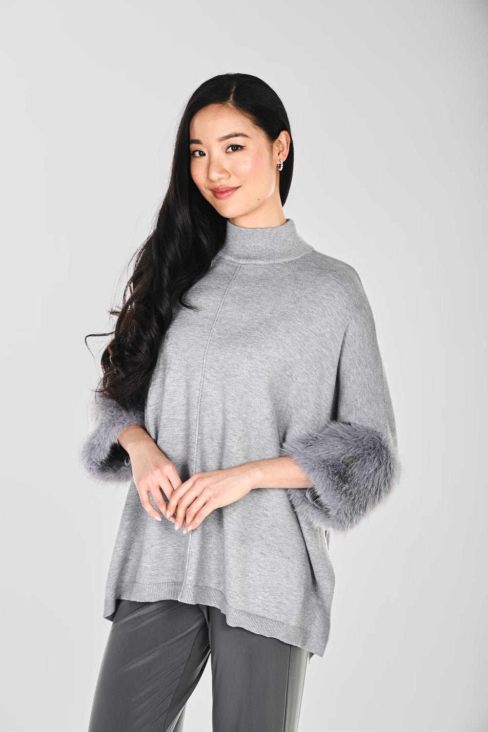 Pull fourrure synthétique, manches longues