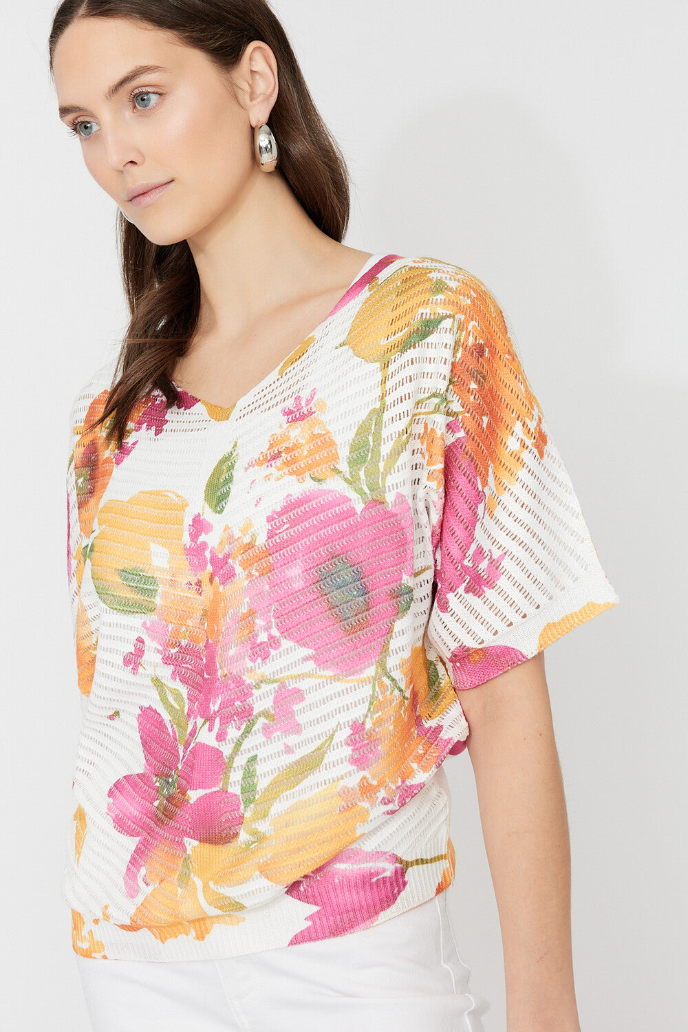 Pull à fleurs col v