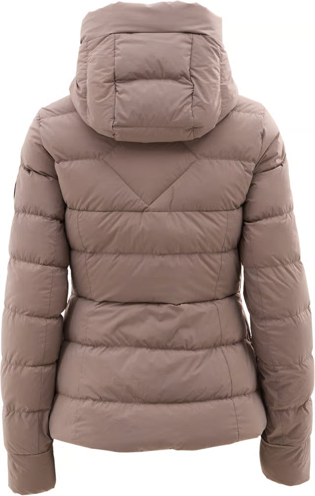Light Jacket Tone-on-tone label