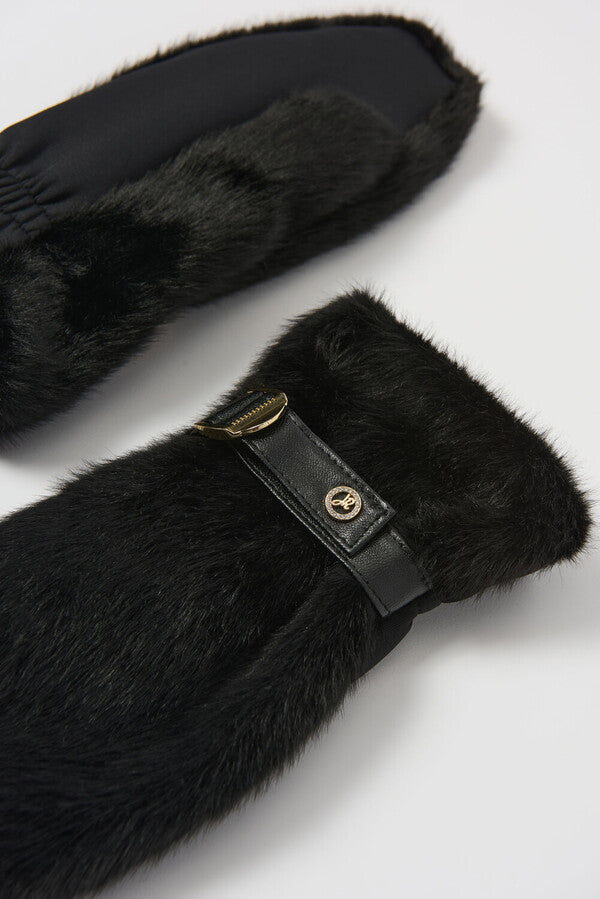 Gants avec bijoux ornés