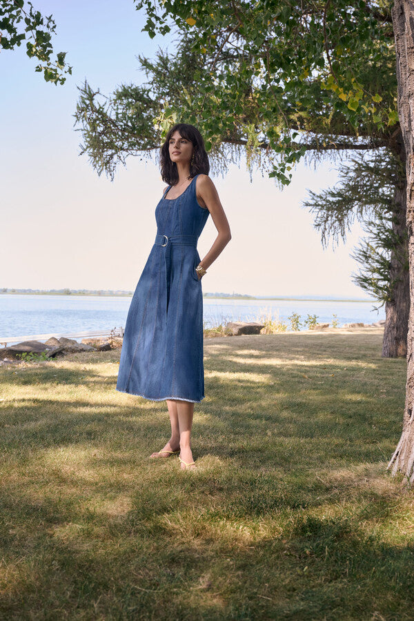 Robe évasée mi-longue