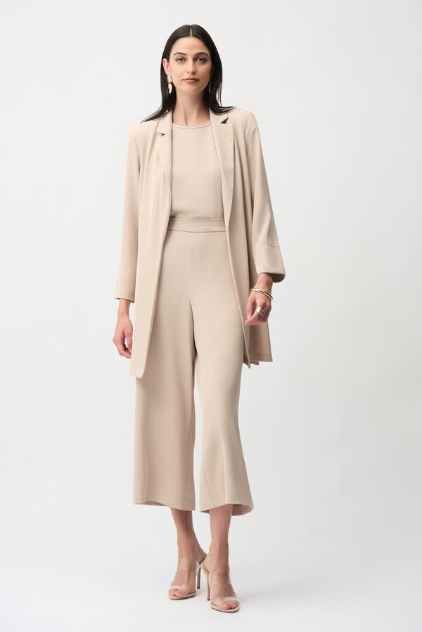 Formal blouse with collar