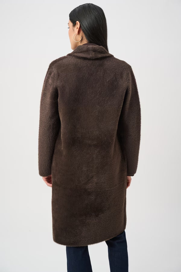 Manteau à col en fourrure
