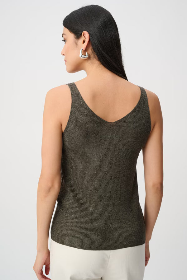 Chic sleeveless sweater