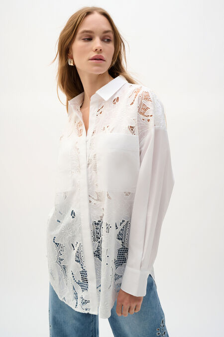 Haut fleuri en dentelle