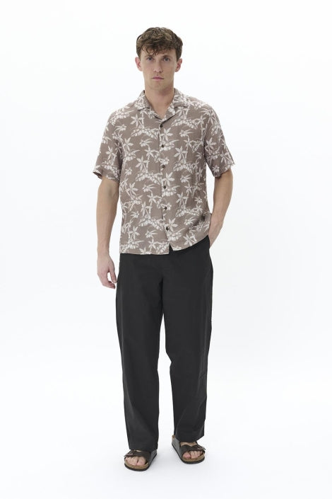 Chemise à manches courtes