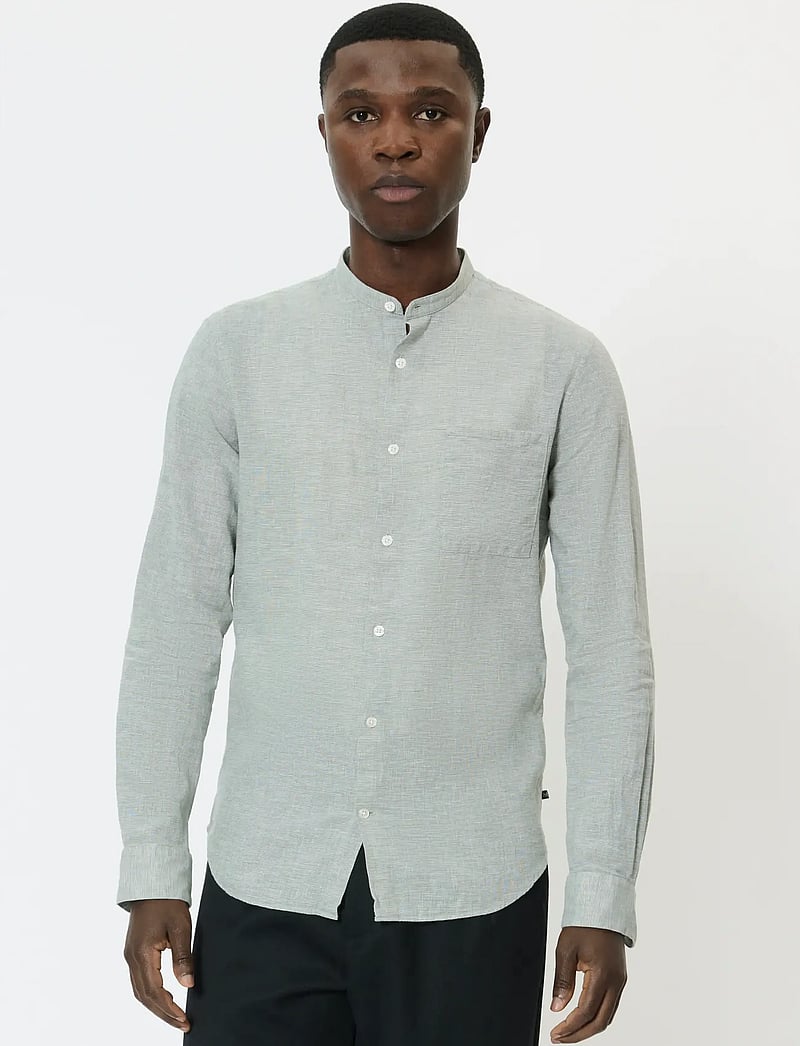 Shirt MAtrostol